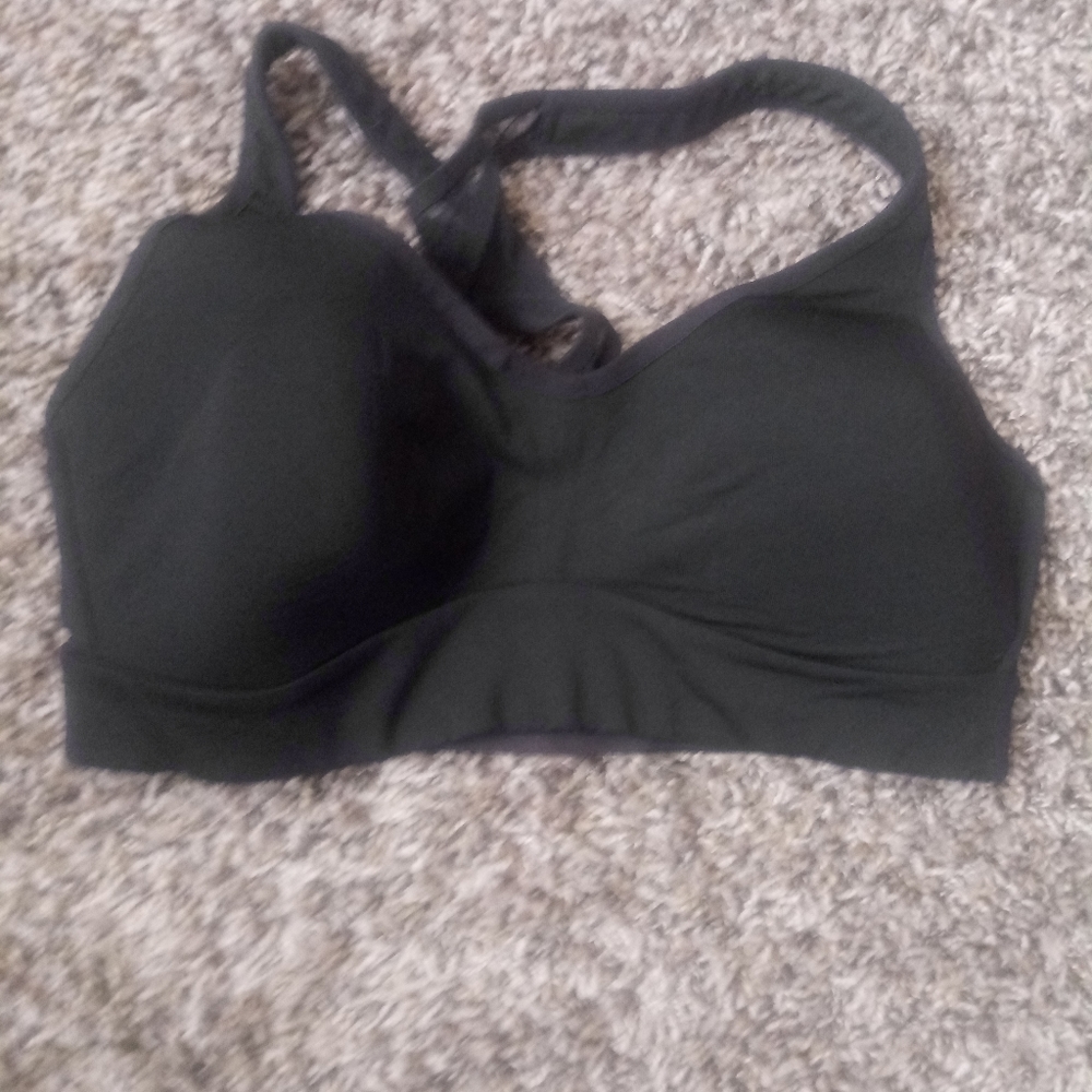 Lululemon - Picture 2 of 3